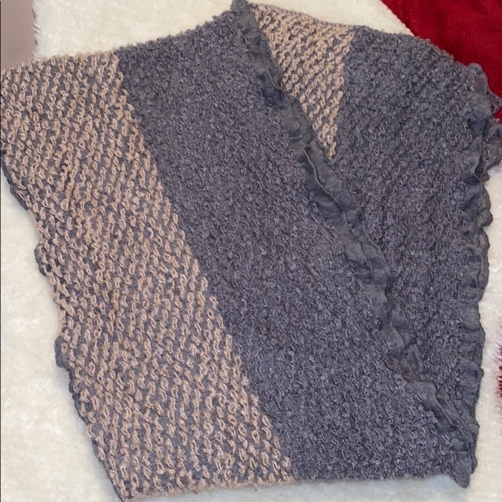 Soft cozy luxury  warm Blush pink grey scarf - Picture 9 of 10